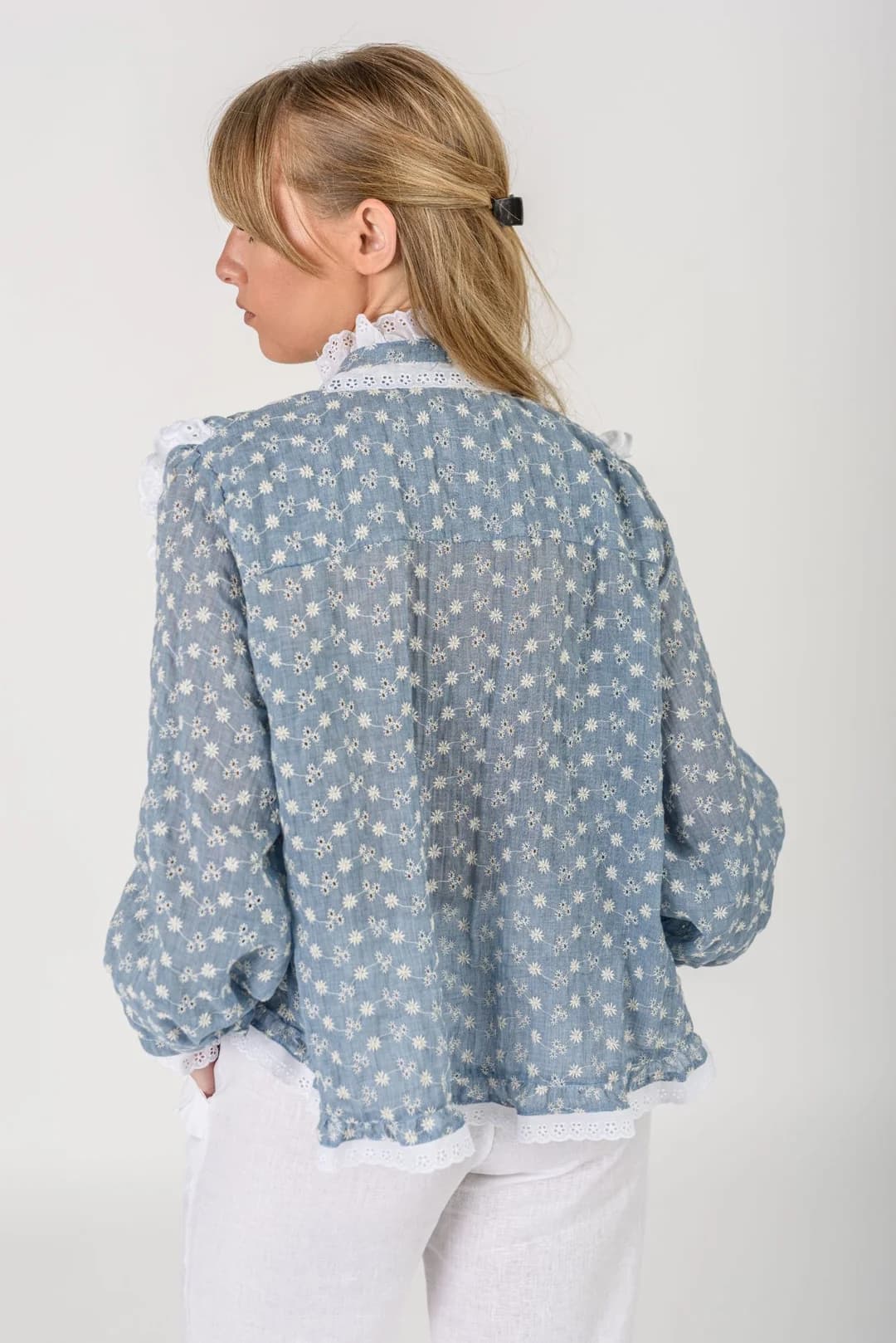 Camisa Juliette — Camisas y blusas Beige · BONA
