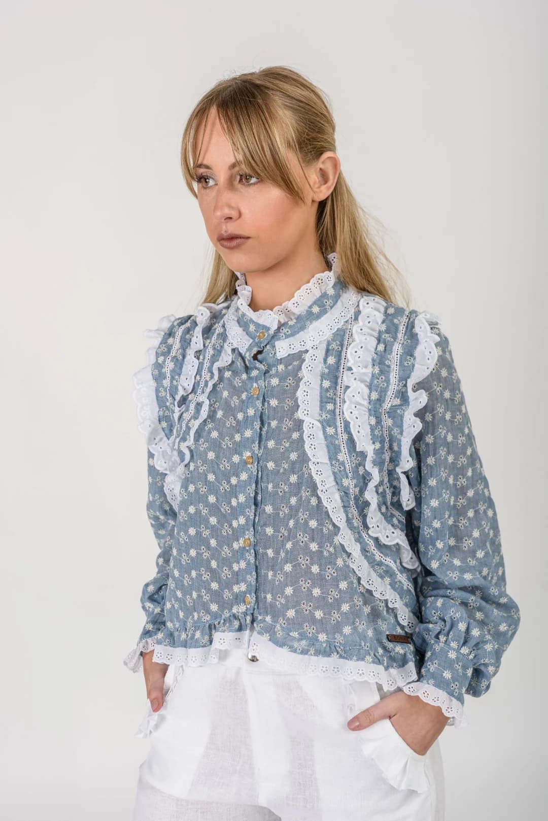 Camisa Juliette — Camisas y blusas Beige · BONA