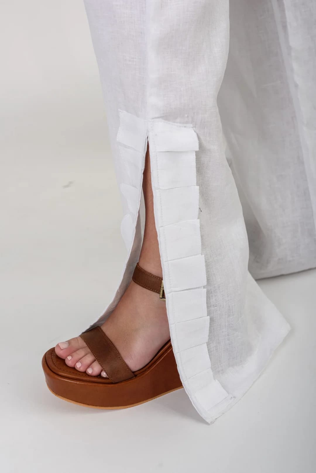 Pantalón Laia — Pantalones Blanco · BONA