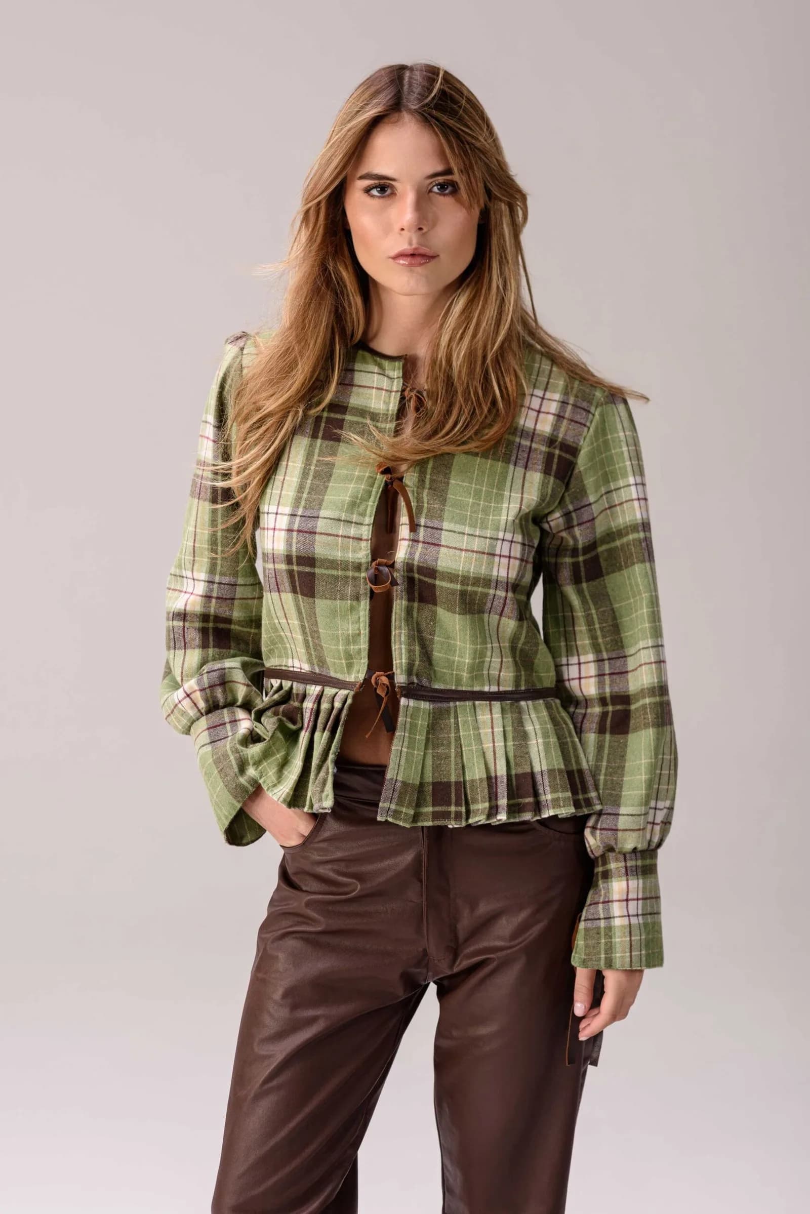 Blusa Herba (Tartán & cuero)