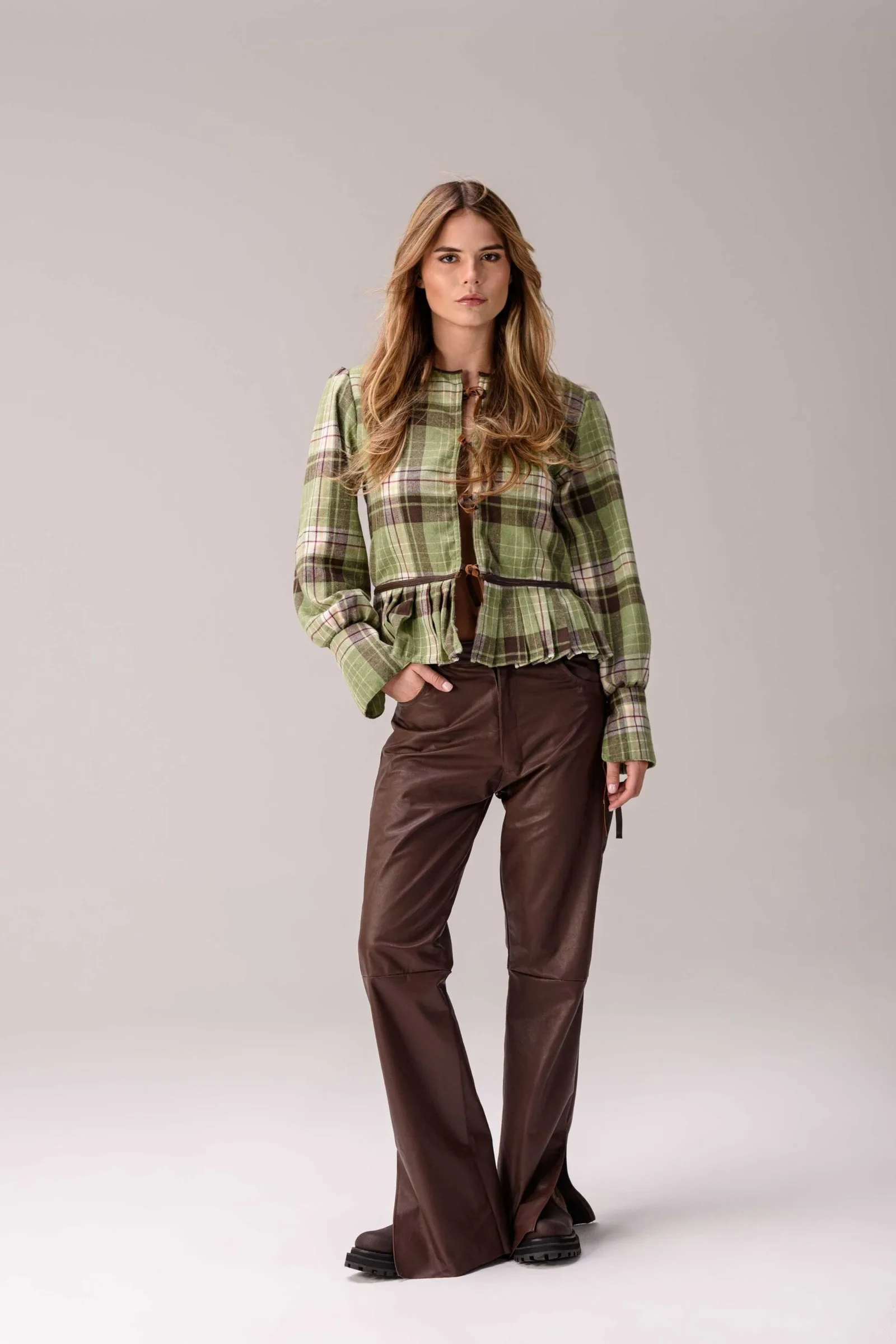 Blusa Herba (Tartán & cuero)