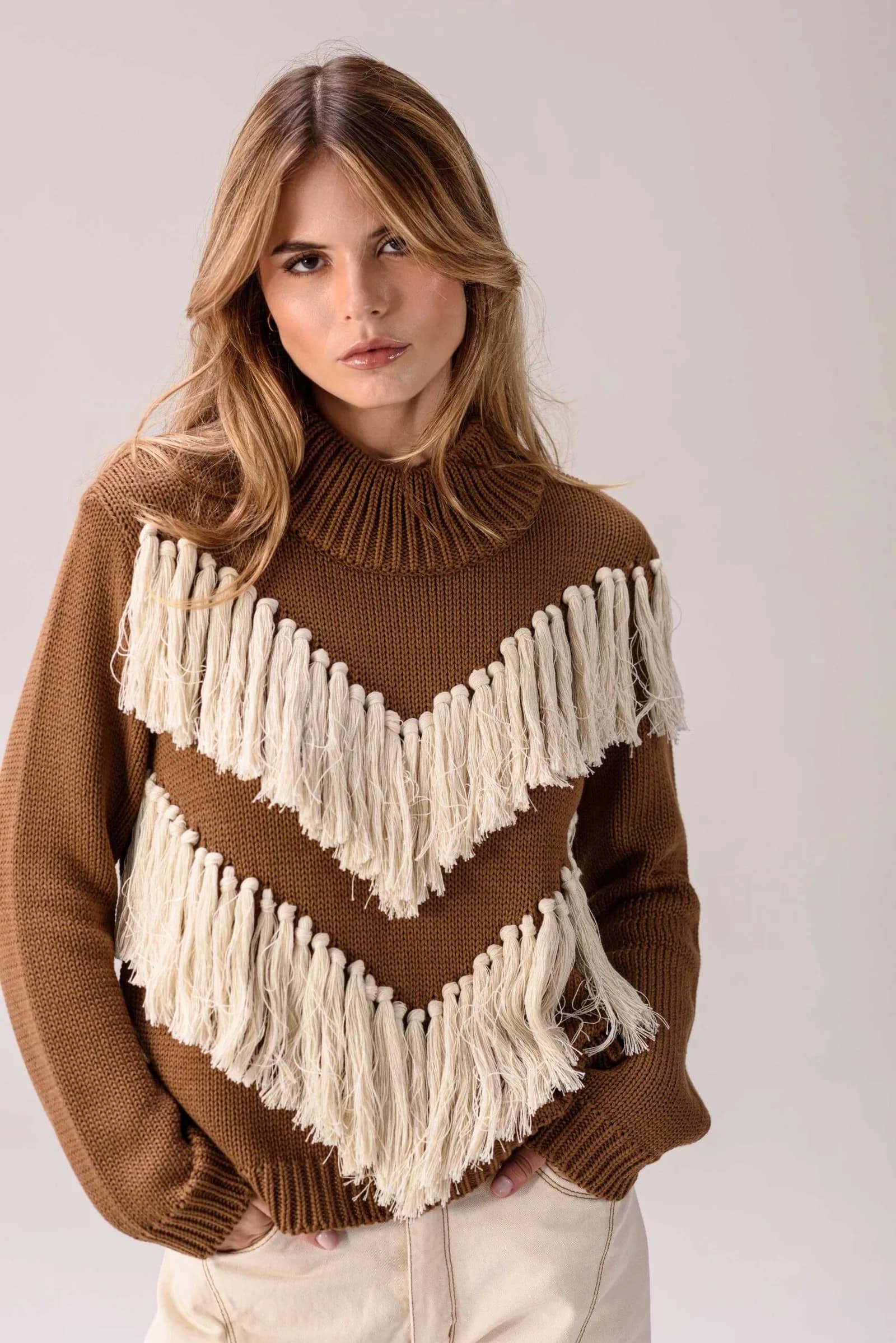 Sweater Origen Marrón con crudo