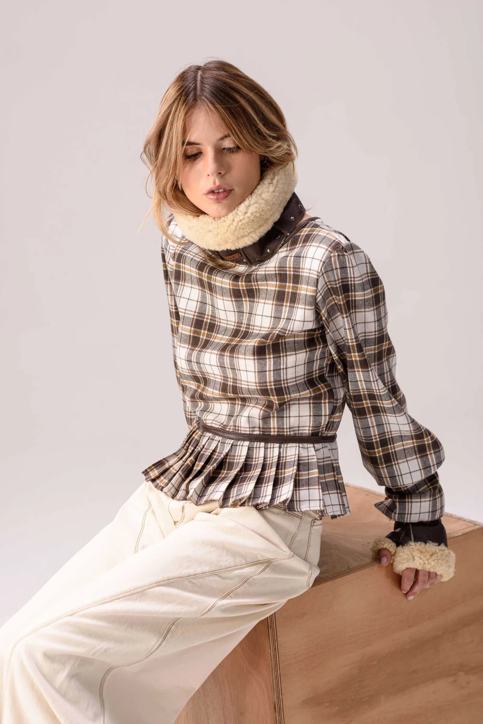 Blusa Herba (Tartán & cuero)