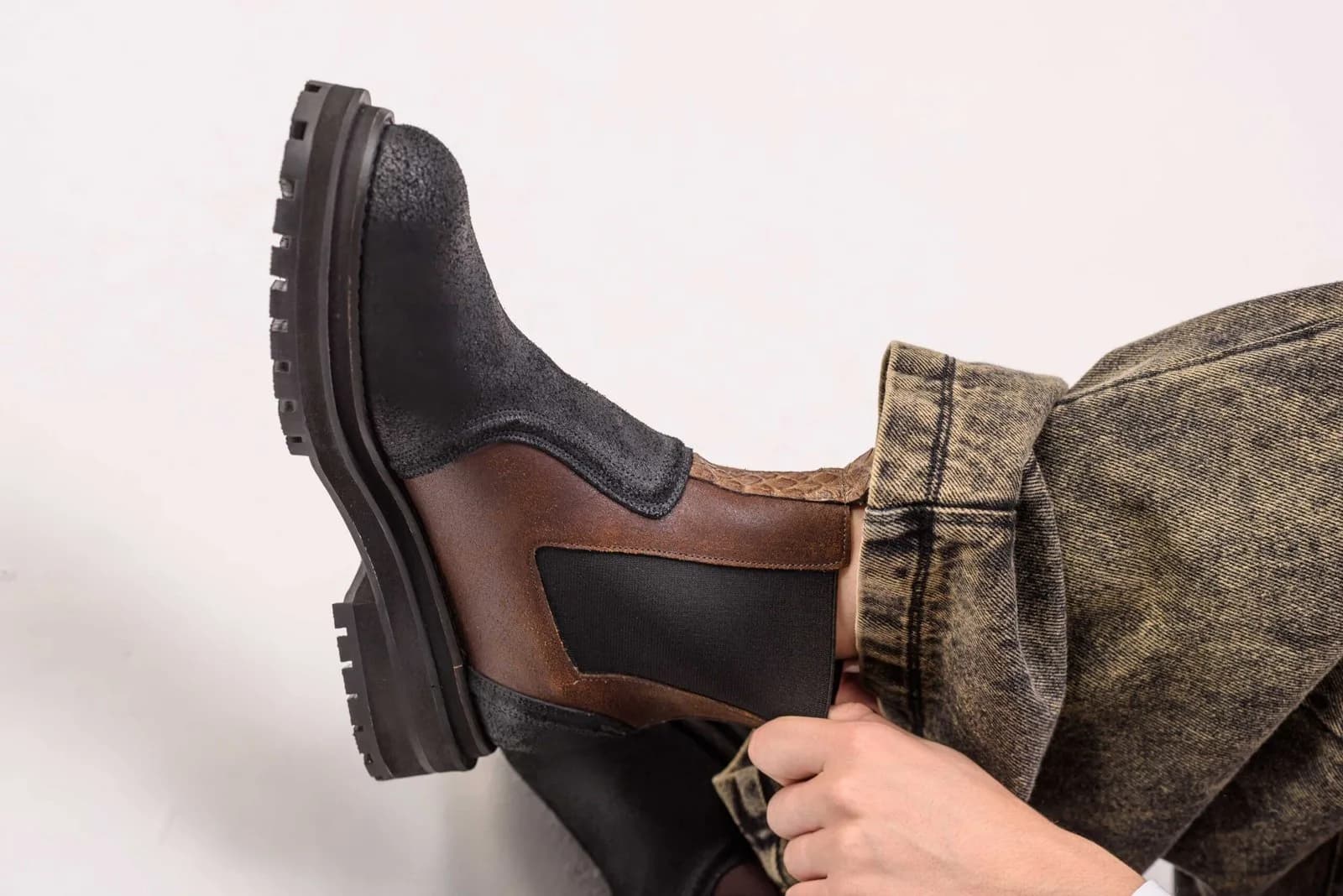 Botas Montana — Botas de cuero Negro · BONA