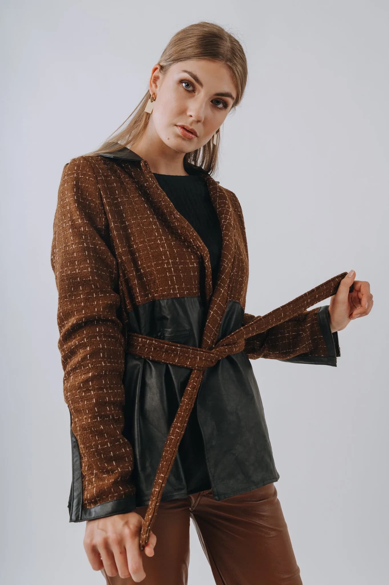 Blazer Willow (Paño de lana & cuero)