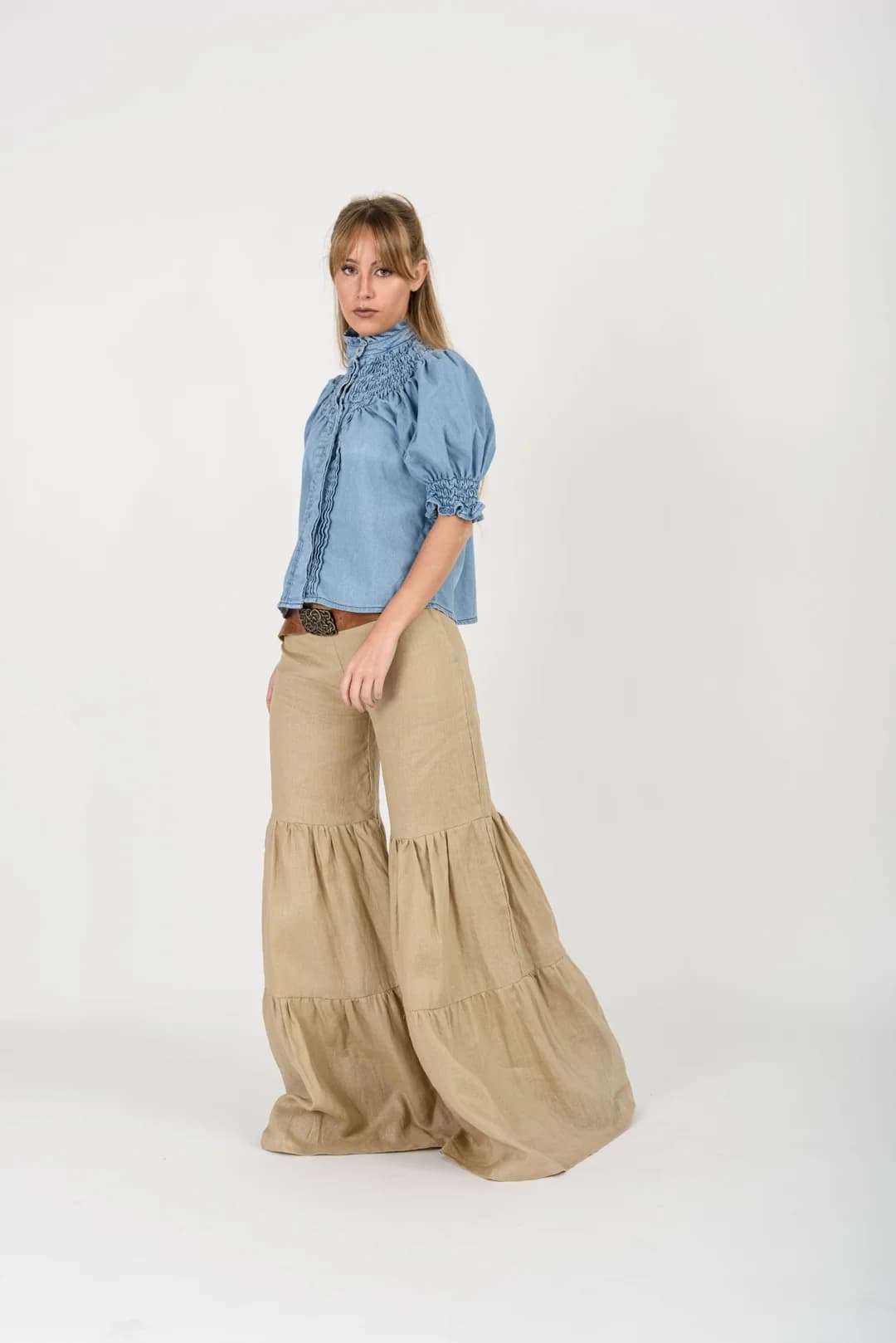 Camisa Olivia — Camisas y blusas Celeste · BONA