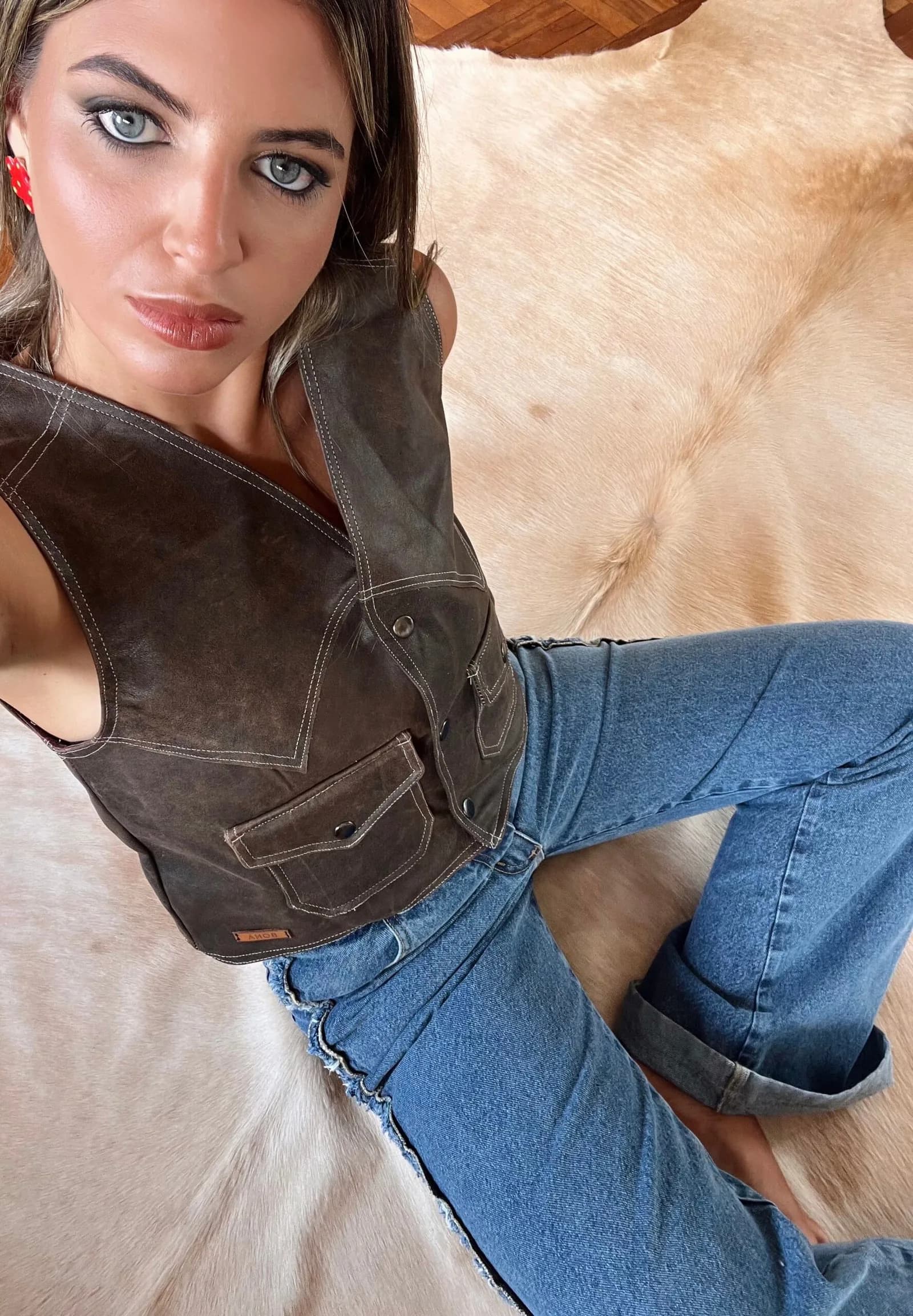 Pocket Leather Vest — Camisas y blusas Negro · BONA