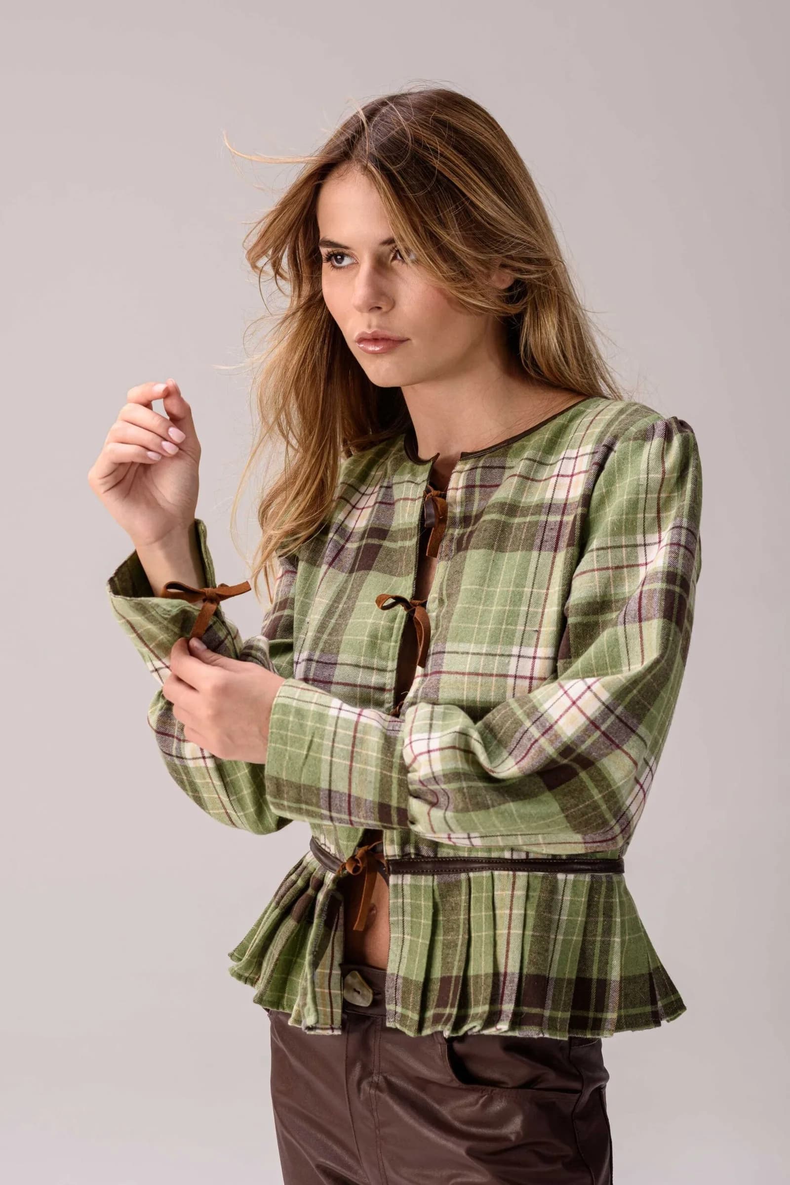 Blusa Herba (Tartán & cuero)