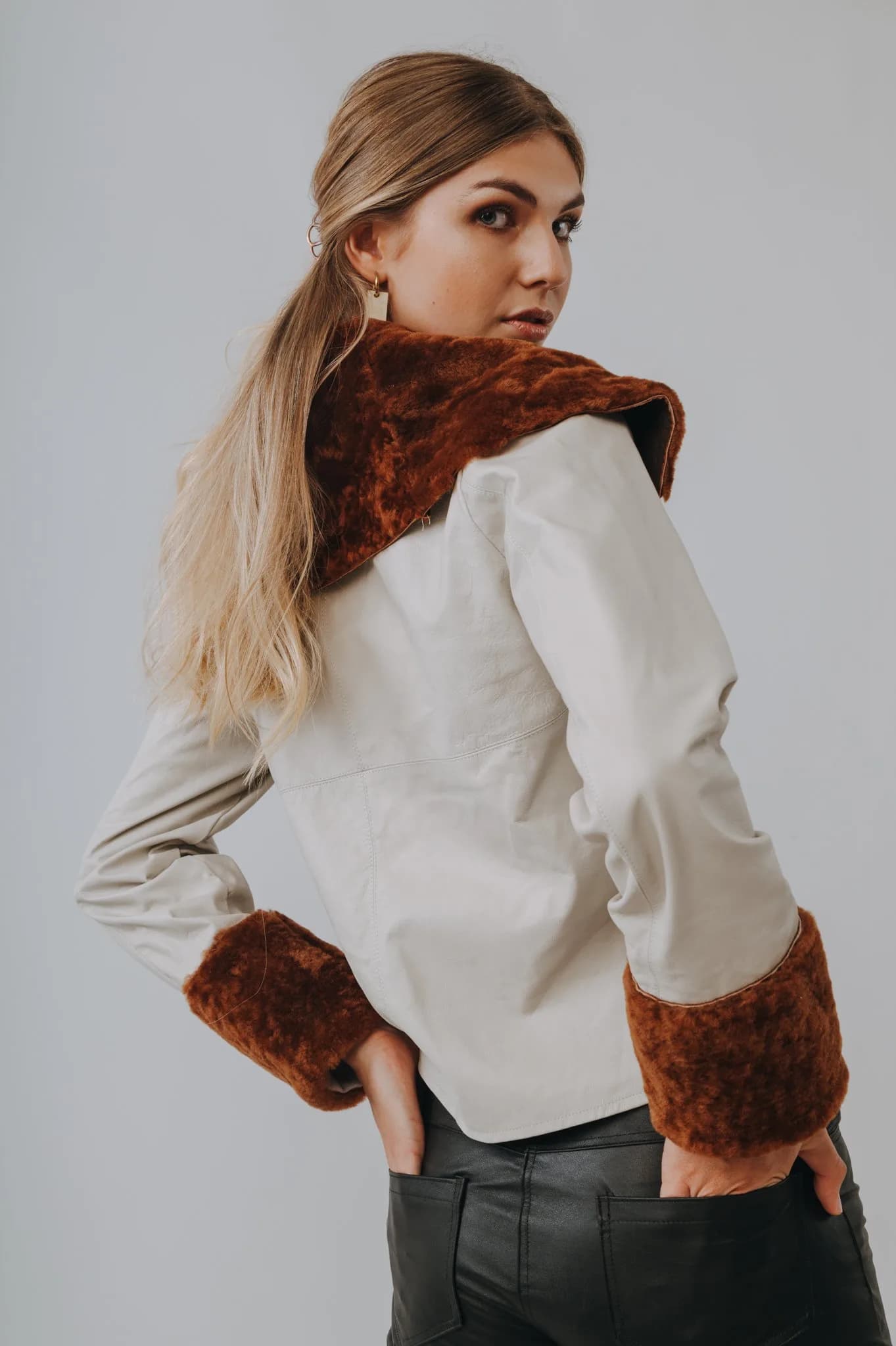Cozy Jacket (Wool & Leather) Crudo