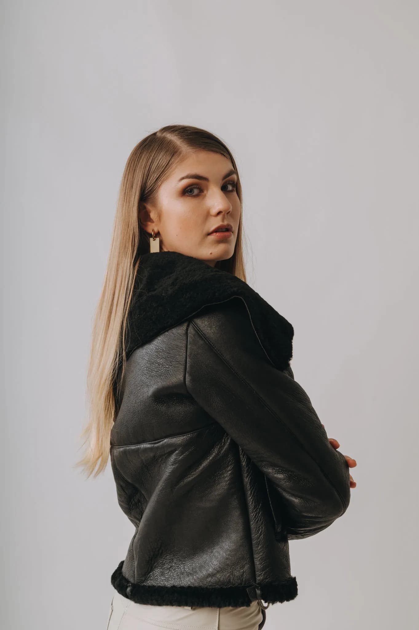 Gamulan Haifa - Wool & Leather Negro